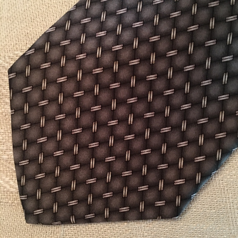 Host Pick:Ziggurat by Mulberry Neckwear Silk Tie